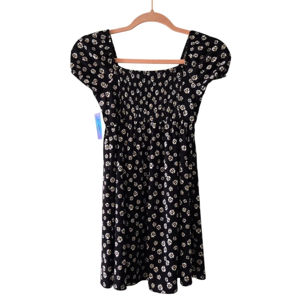 Emma & Elsa Daisy Front Tie Dress Stretchy Knit Smocked Short Sleeve Blue sz 8